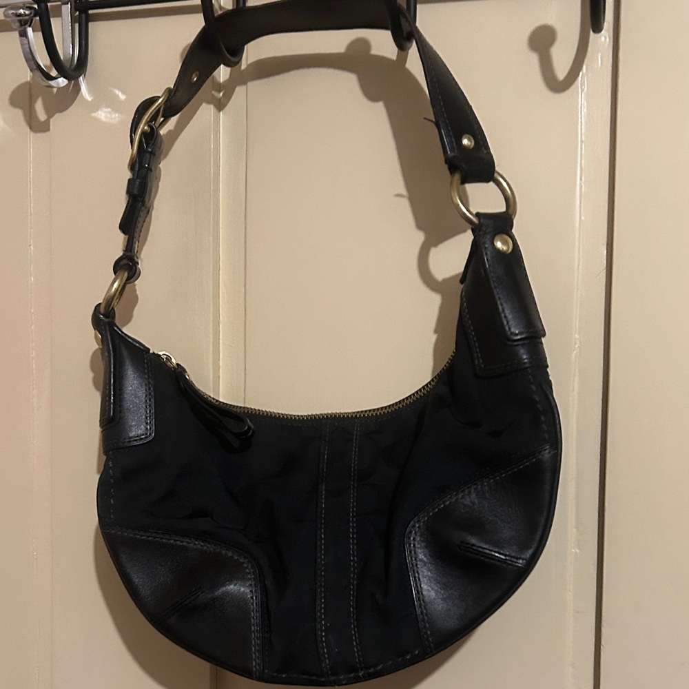 Coach Black Signature Hobo Bag - Picture 5 of 16